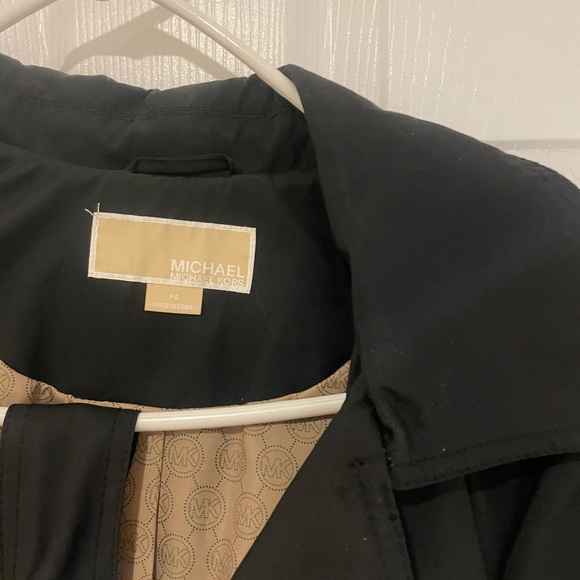 Michael Kors Black Raincoat - Picture 7 of 12